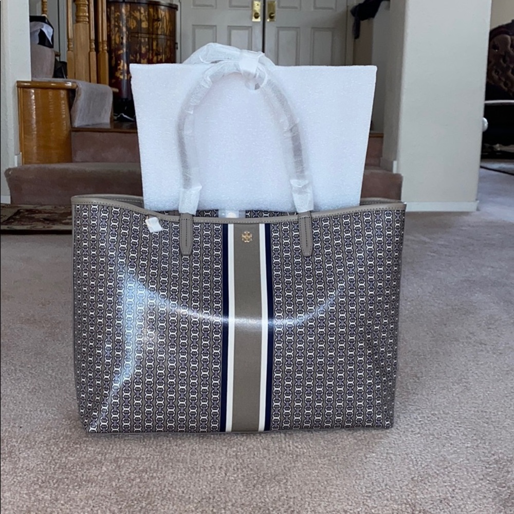 Tory Burch purse